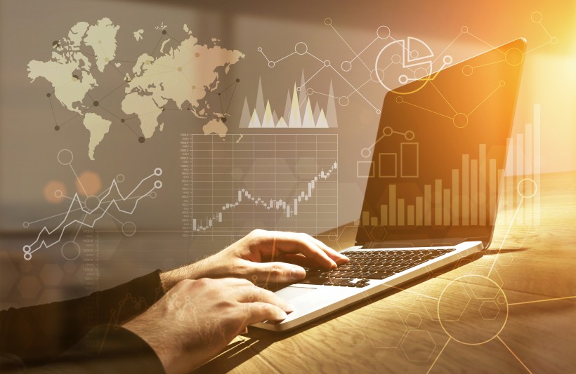 Python递归函数中的局部变量与返回值：深入理解作用域和调用栈